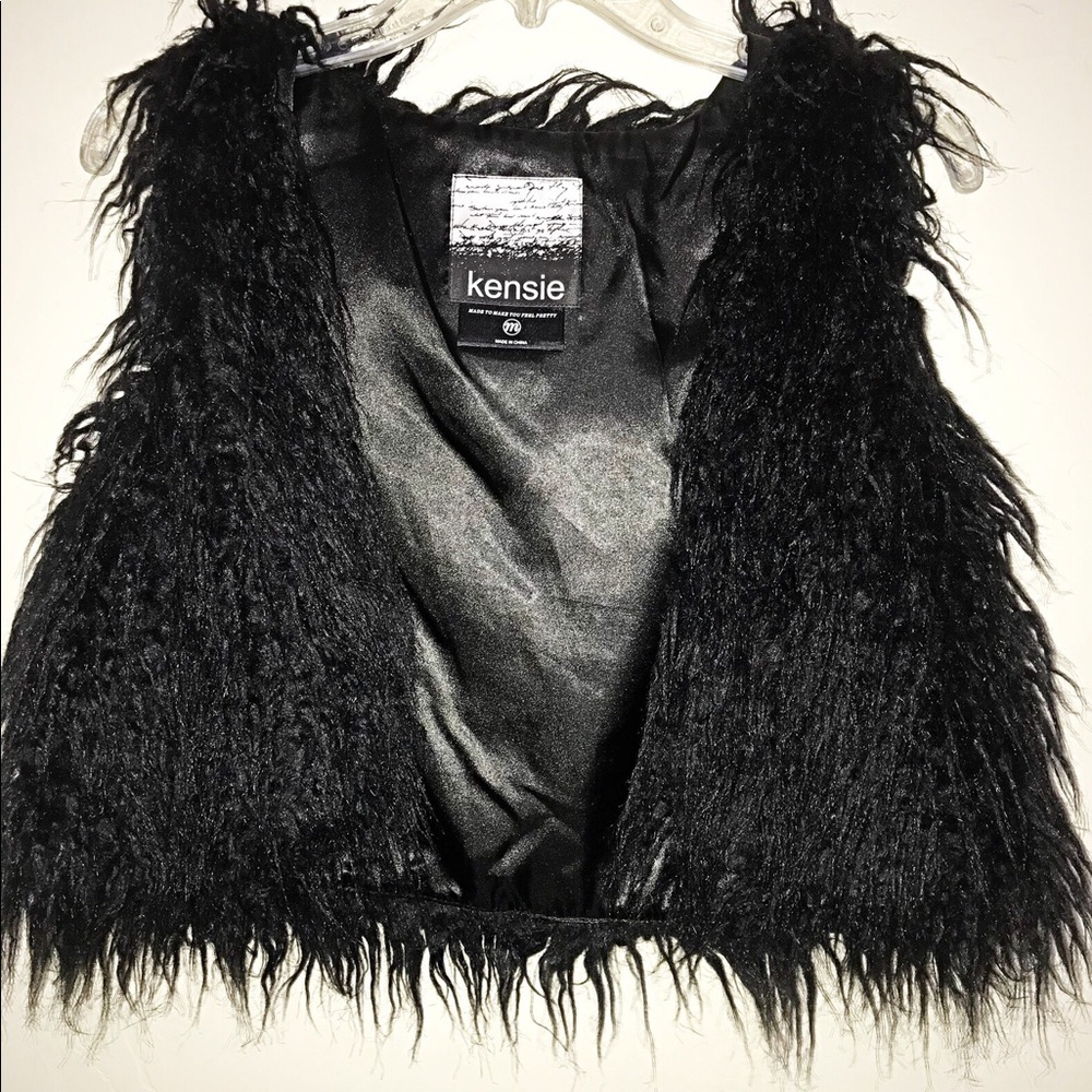 Kensie faux fur vest